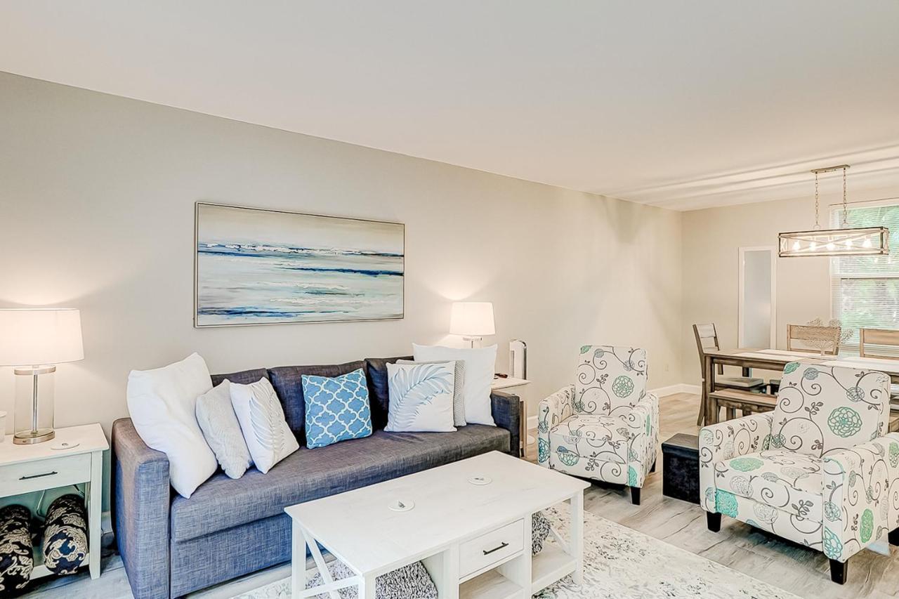 Seascape Villas Hilton Head Island Room photo